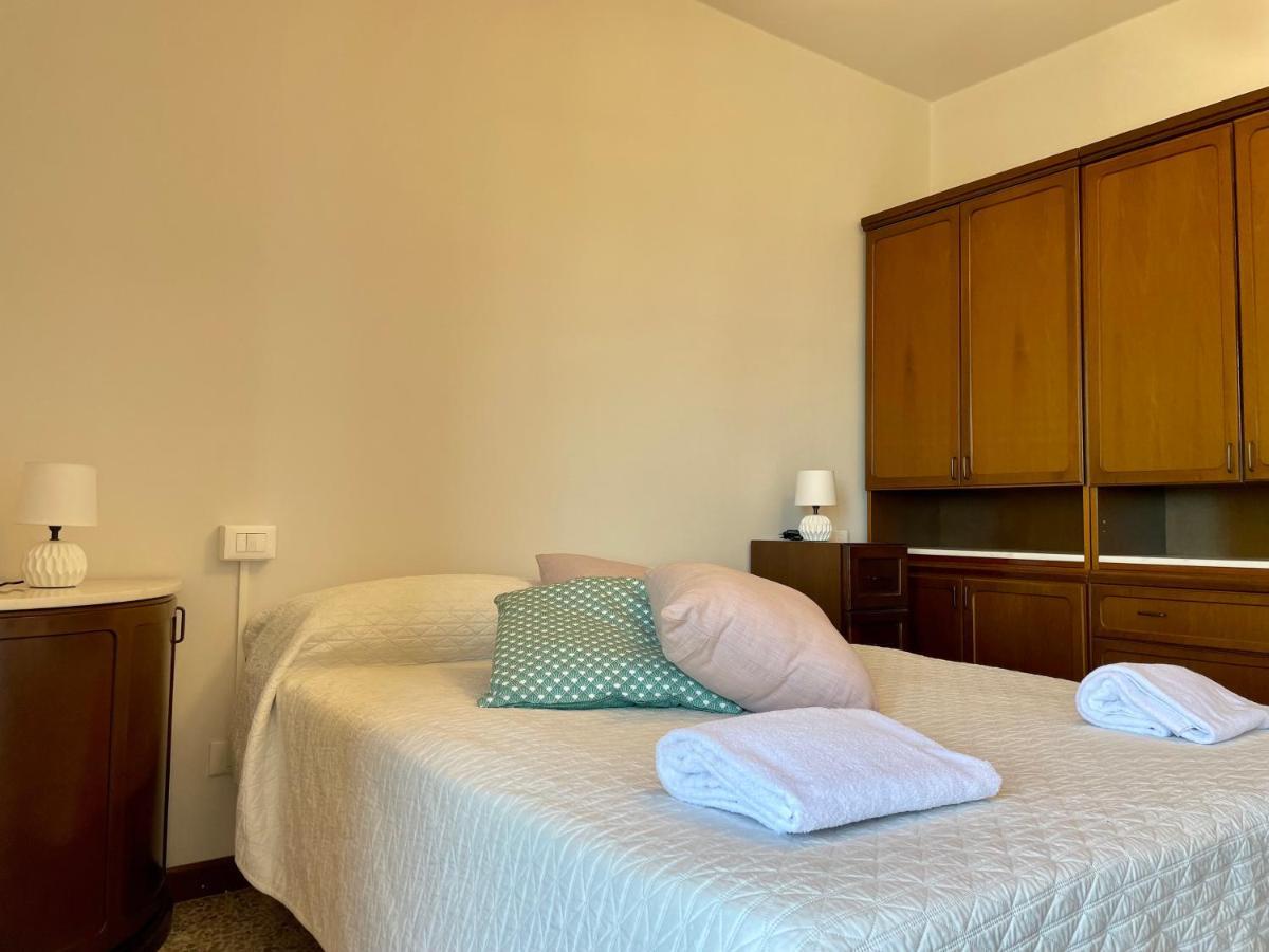 Torri Panoramic Apartment Тори дел Бенако Екстериор снимка