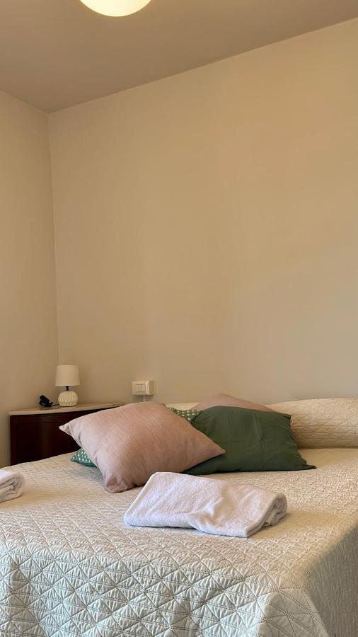 Torri Panoramic Apartment Тори дел Бенако Екстериор снимка